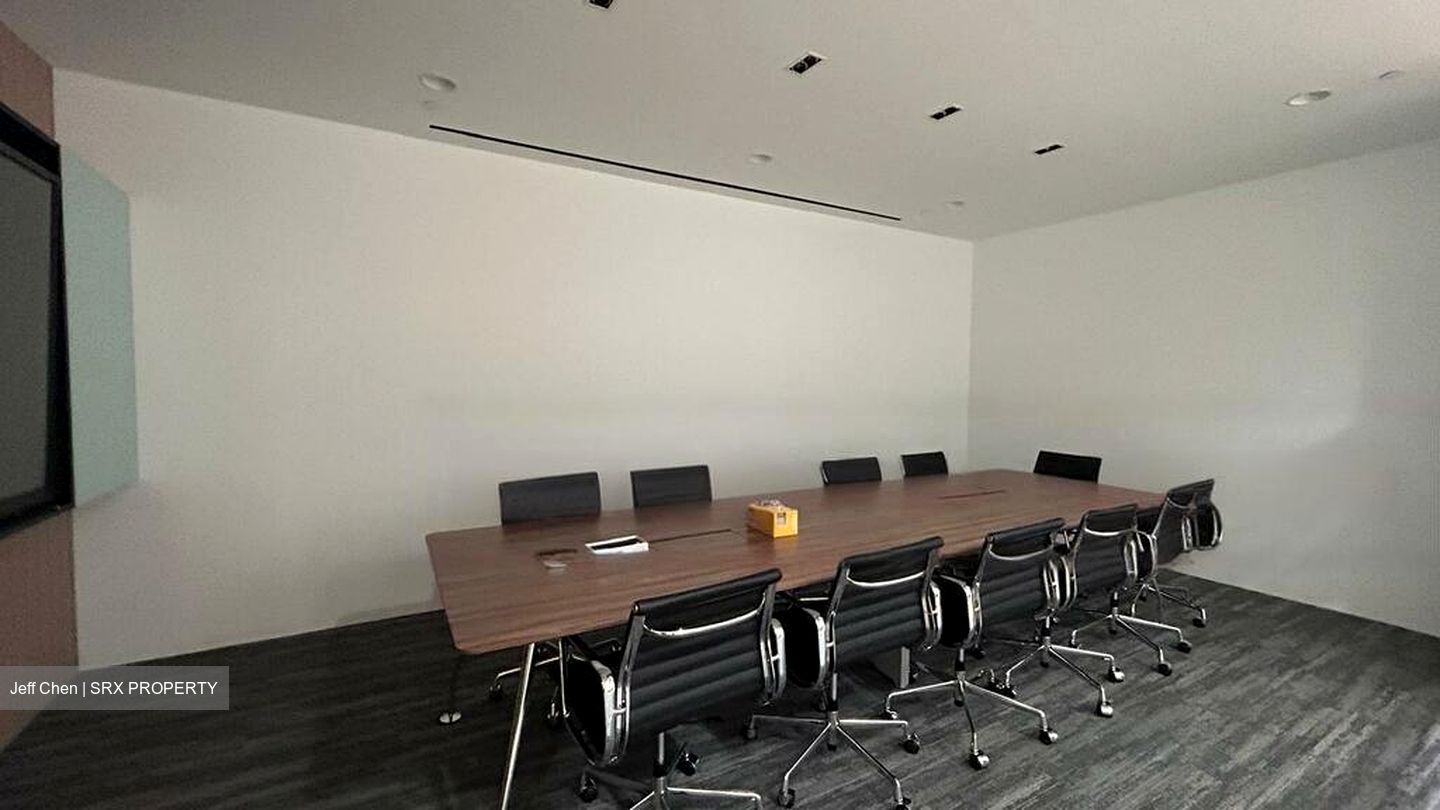 Lippo Centre (D2), Office #459523731